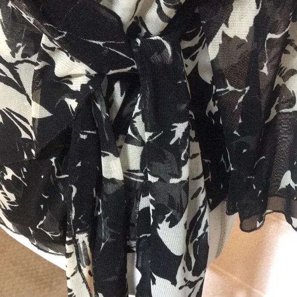 Nicola 1pc Top - Picture 6 of 10